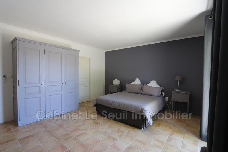 Maison - 187 m² - 6 pièces