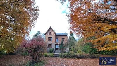 Maison - 186 m² - 8 pièces