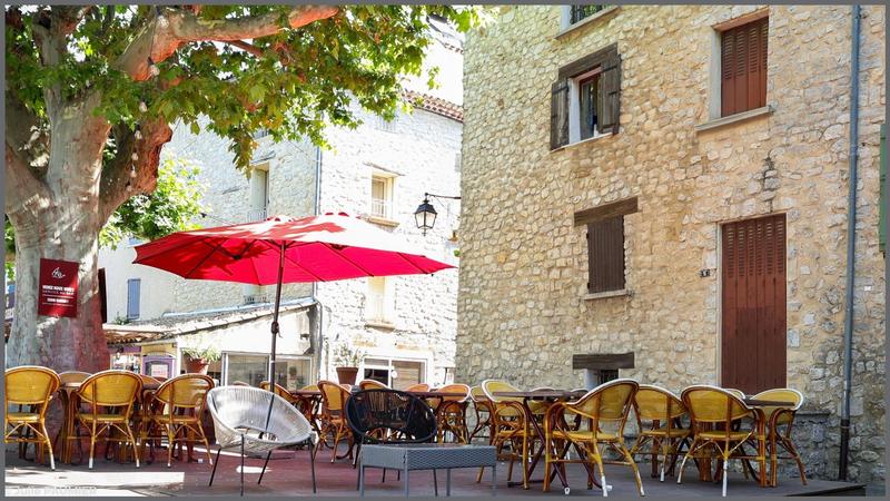 Local commercial - 248 m²