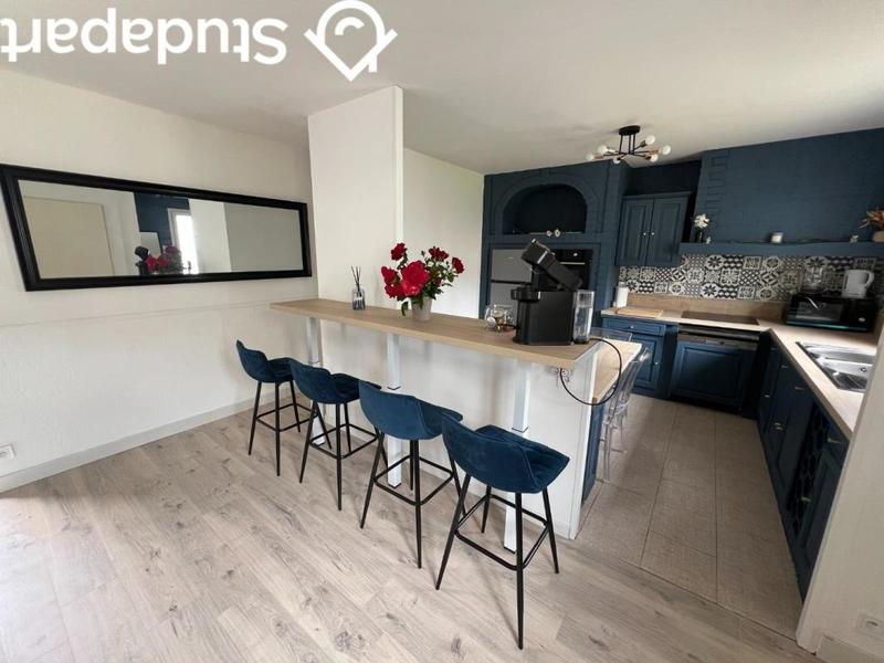 Chambre - 12 m² - 1 pièce