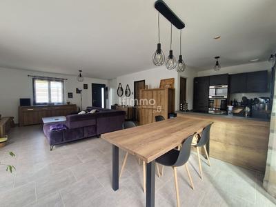 Villa - 100 m² - 4 pièces