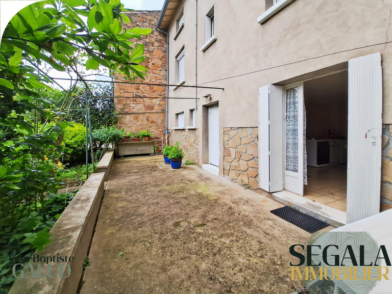 Maison - 99 m² - 5 pièces