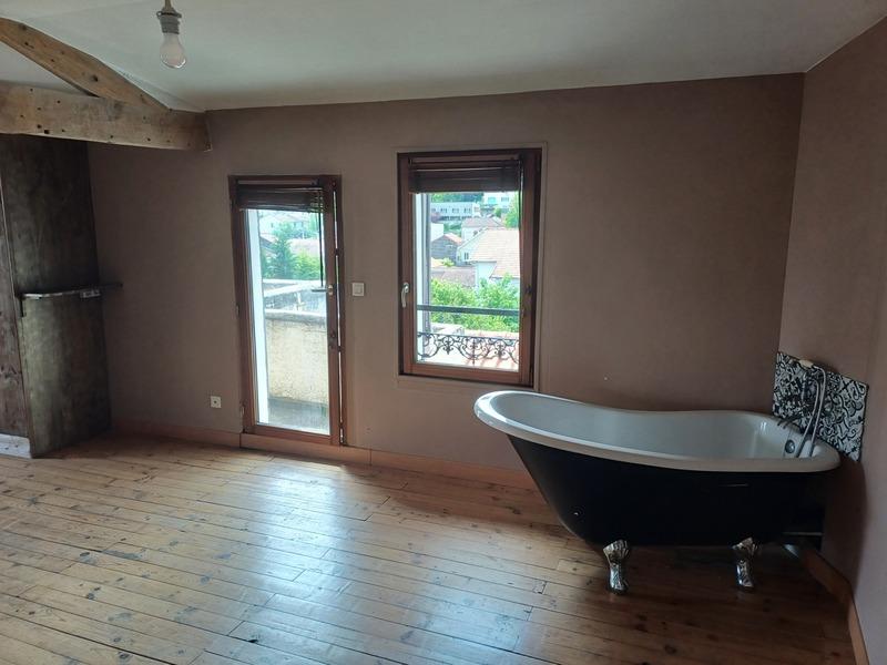 Maison - 105 m² - 4 pièces