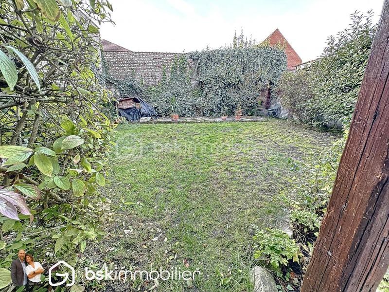 Maison - 212 m² - 7 pièces