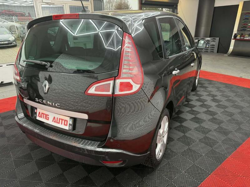 Renault Scénic III 1.9 DCi 131 Cv