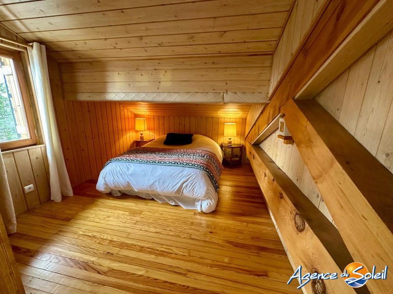 Châlet - 307 m² - 12 pièces