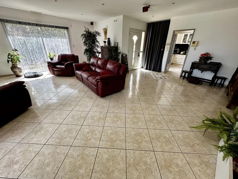 Maison - 165 m² - 5 pièces