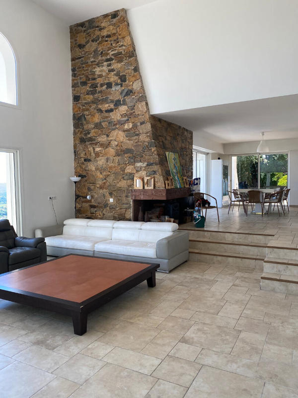 Villa - 400 m² - 8 pièces