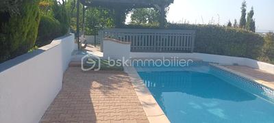 Propriété - 120 m² - 6 pièces