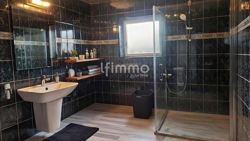 Maison - 102 m² - 5 pièces