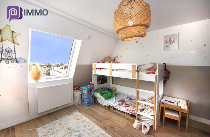 Appartement - 76 m² - 4 pièces