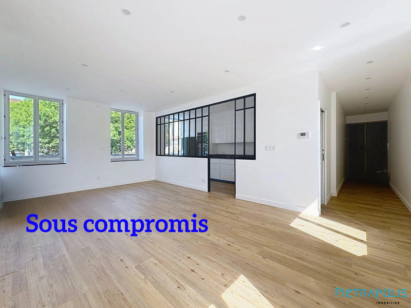 Appartement - 95 m² - 4 pièces