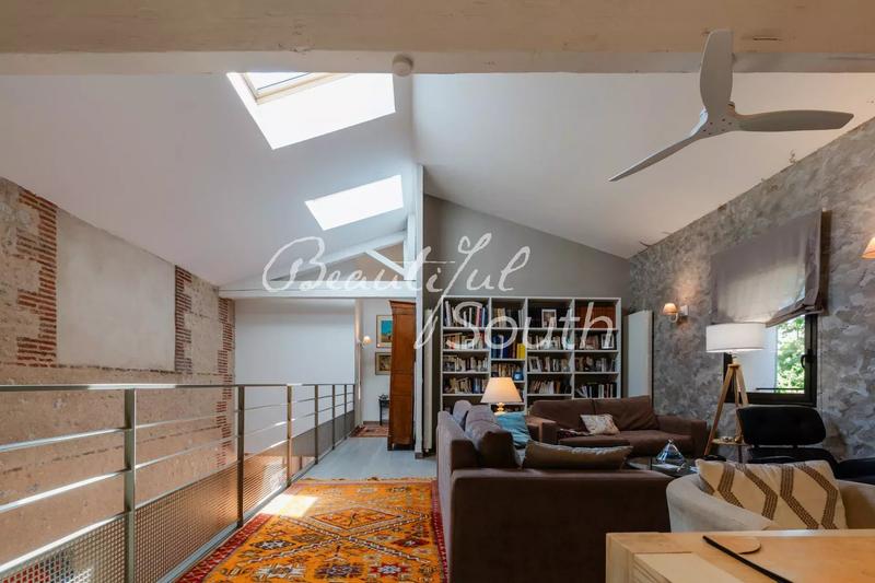 Mas - 262 m² - 6 pièces