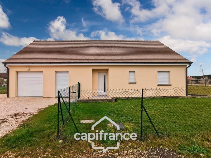 Maison - 98 m² - 5 pièces