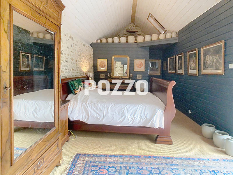 Maison - 277 m² - 6 pièces