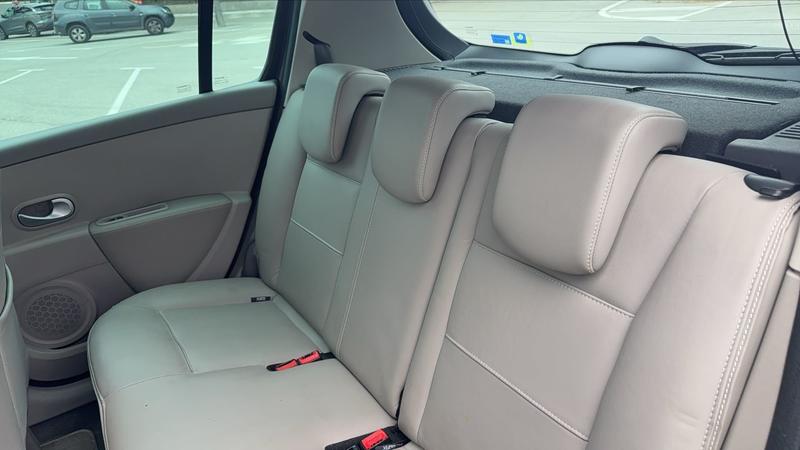 Renault Clio 1.6 110 Bva Initiale Paris