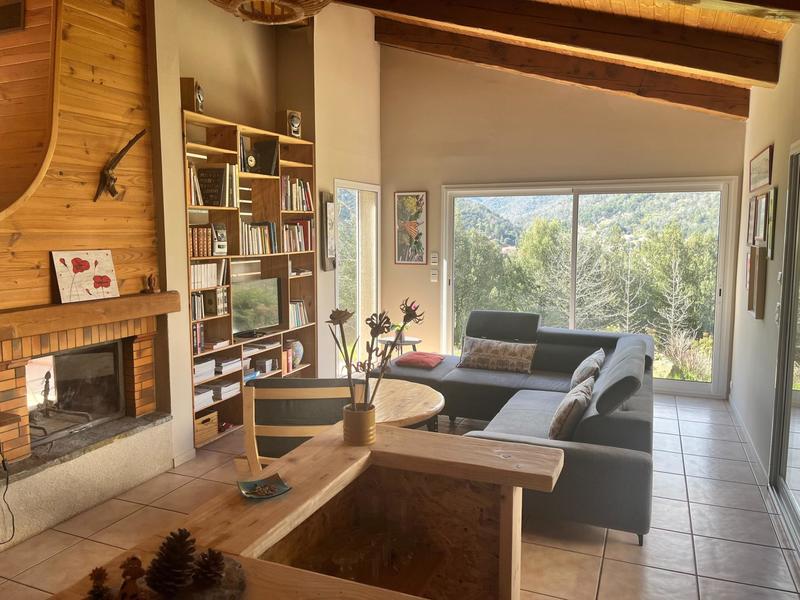 Maison - 266 m² - 9 pièces