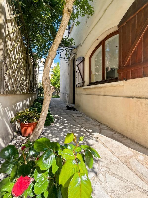 Maison - 231 m² - 8 pièces