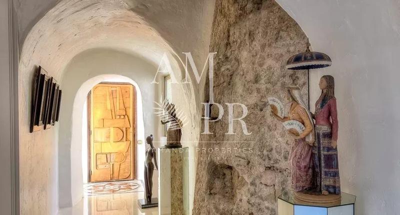 Villa - 520 m² - 10 pièces