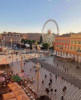 Local commercial - 188 m² - 5 pièces