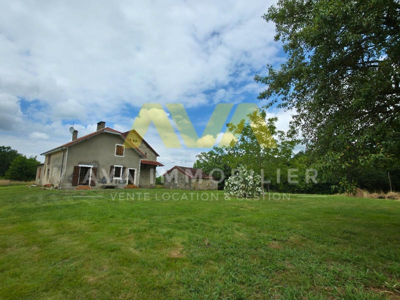 Maison - 83 m² - 4 pièces