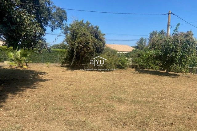 Maison - 99 m² - 4 pièces