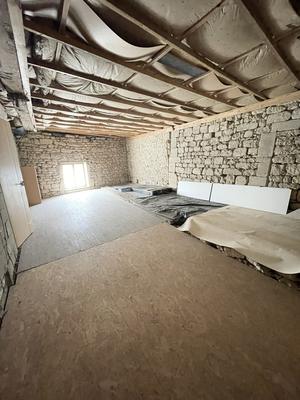 Maison - 100 m² - 3 pièces