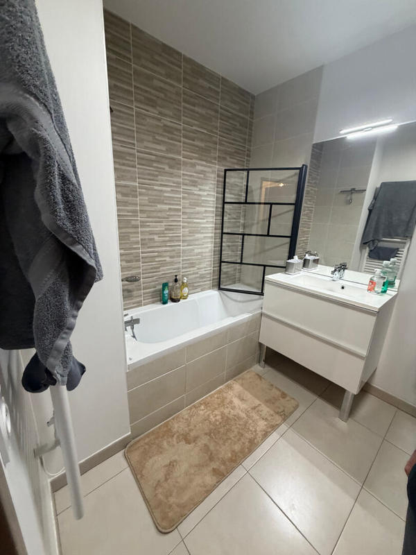 Appartement - 75 m² - 3 pièces