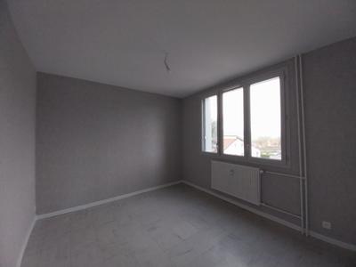 Appartement - 77 m² - 4 pièces