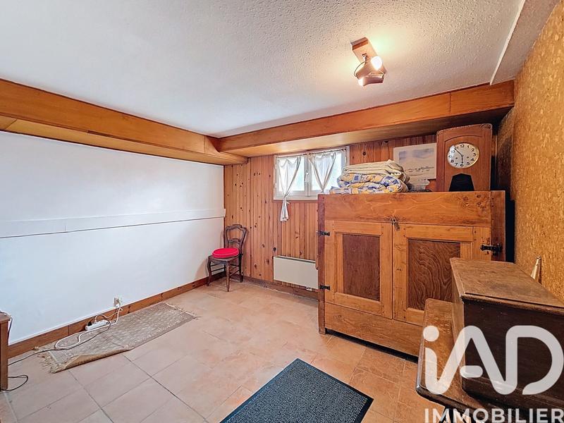 Maison - 122 m² - 9 pièces