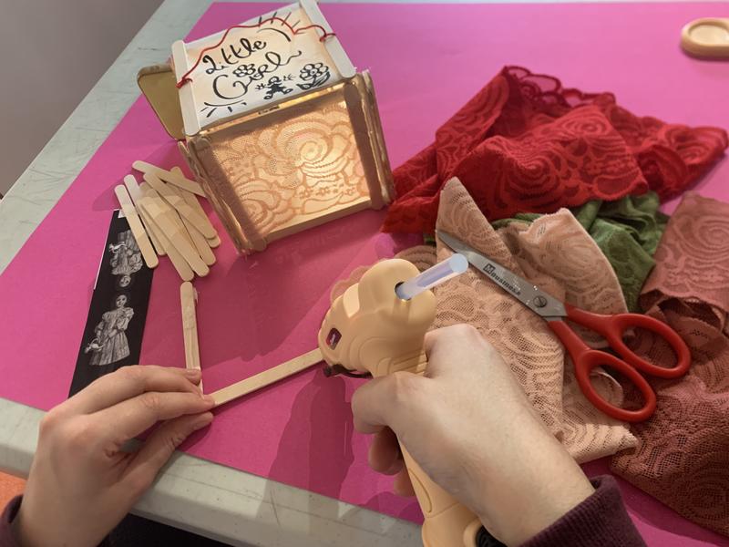 Animation Famille au Musée Marzelles : Création de lanternes dentelle