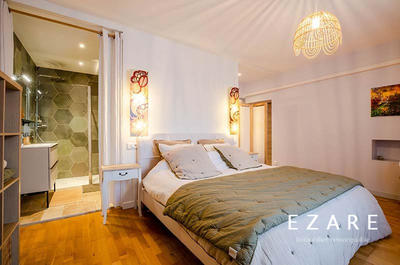 Maison - 625 m² - 21 pièces