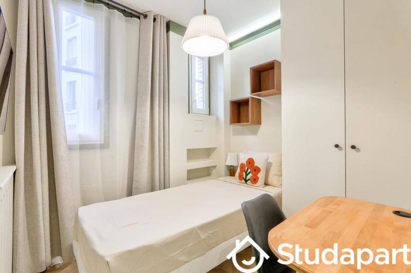 Chambre - 13 m² - 1 pièce