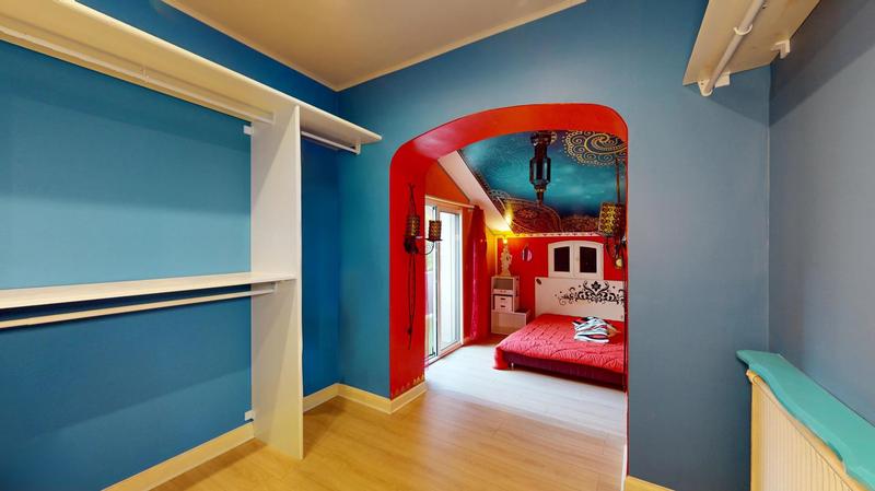 Maison - 182 m² - 8 pièces