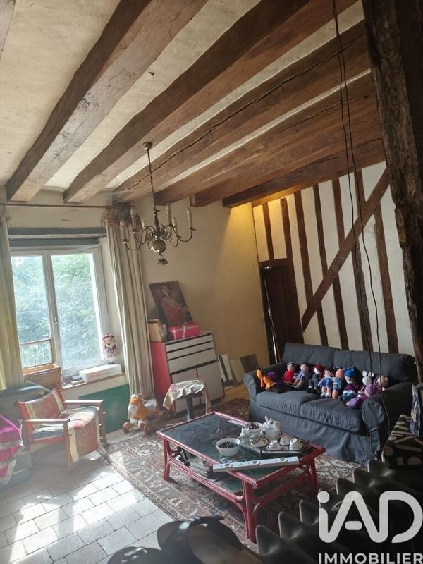 Maison - 495 m² - 8 pièces