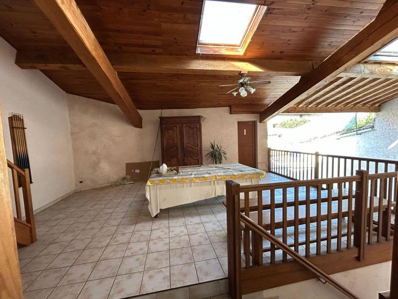 Maison de village - 169 m² - 6 pièces