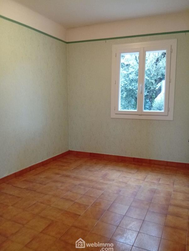 Villa - 121 m² - 6 pièces