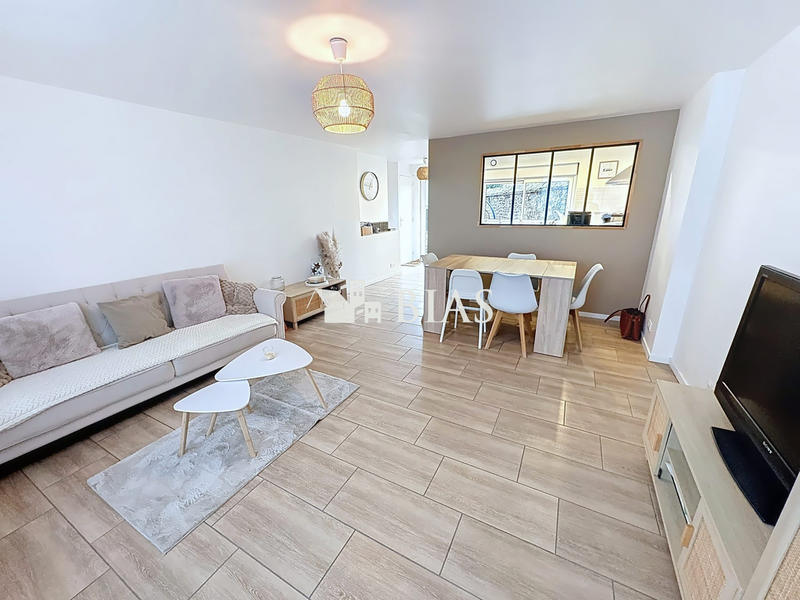 Maison - 75 m² - 4 pièces