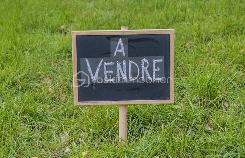 Terrain constructible - 317 m²