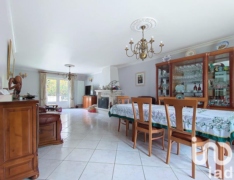 Maison - 161 m² - 6 pièces