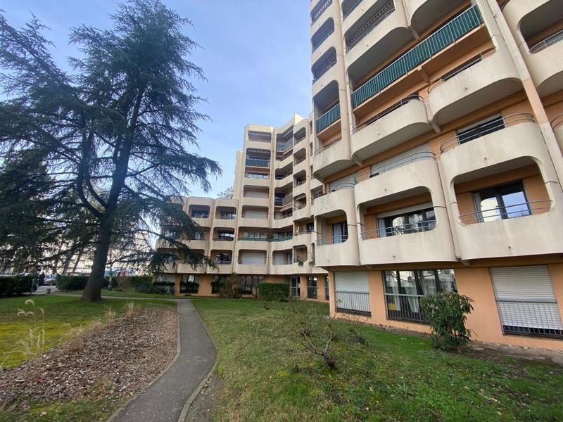 Appartement - 74 m² - 3 pièces