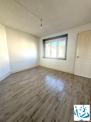 Maison - 56 m² - 4 pièces