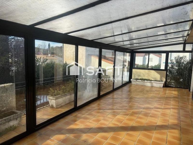 Maison - 210 m² - 7 pièces