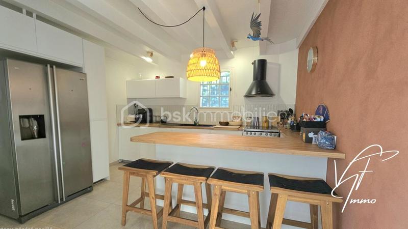 Villa - 201 m² - 7 pièces