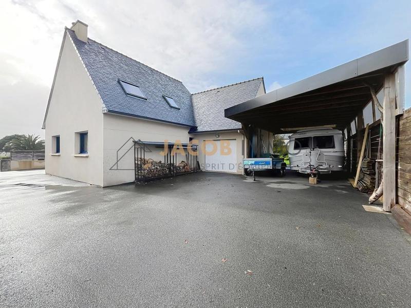 Maison - 173 m² - 8 pièces