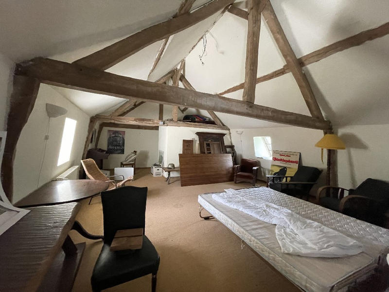 Corps de ferme - 280 m² - 9 pièces