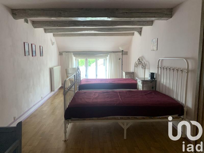 Maison - 211 m² - 7 pièces