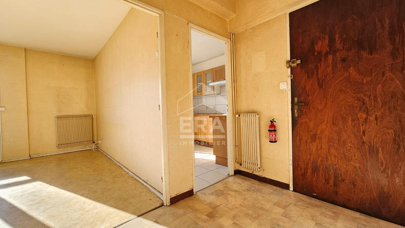 Appartement - 99 m² - 5 pièces