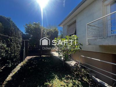 Maison - 93 m² - 4 pièces