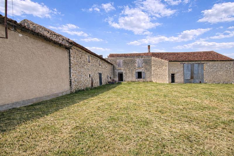 Maison ancienne - 92 m² - 3 pièces